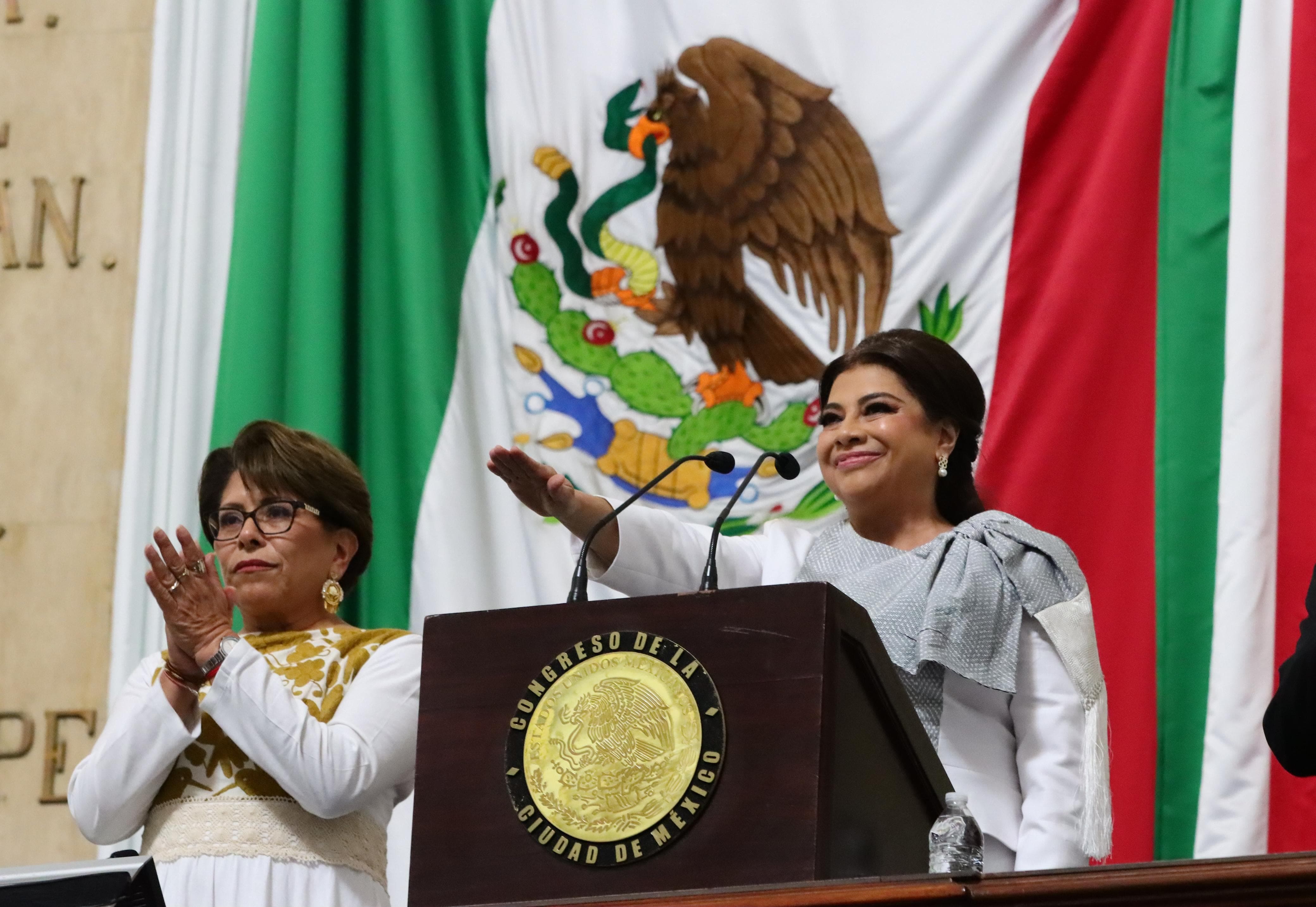 Clara Brugada rinde protesta como Jefa de Gobierno de la Ciudad de México; “seguirá siendo capital de la transformación”